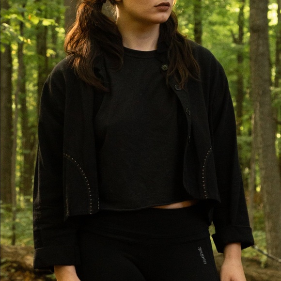 Black Animale Button-Up - Picture 2 of 5